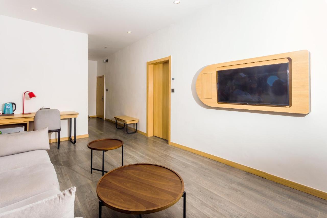 Ivy Hotel Ikeja Lagos Extérieur photo