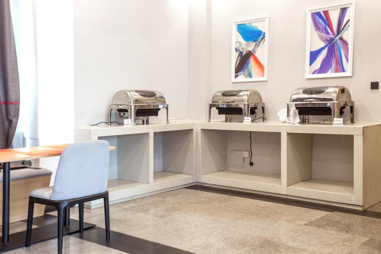 Ivy Hotel Ikeja Lagos Extérieur photo